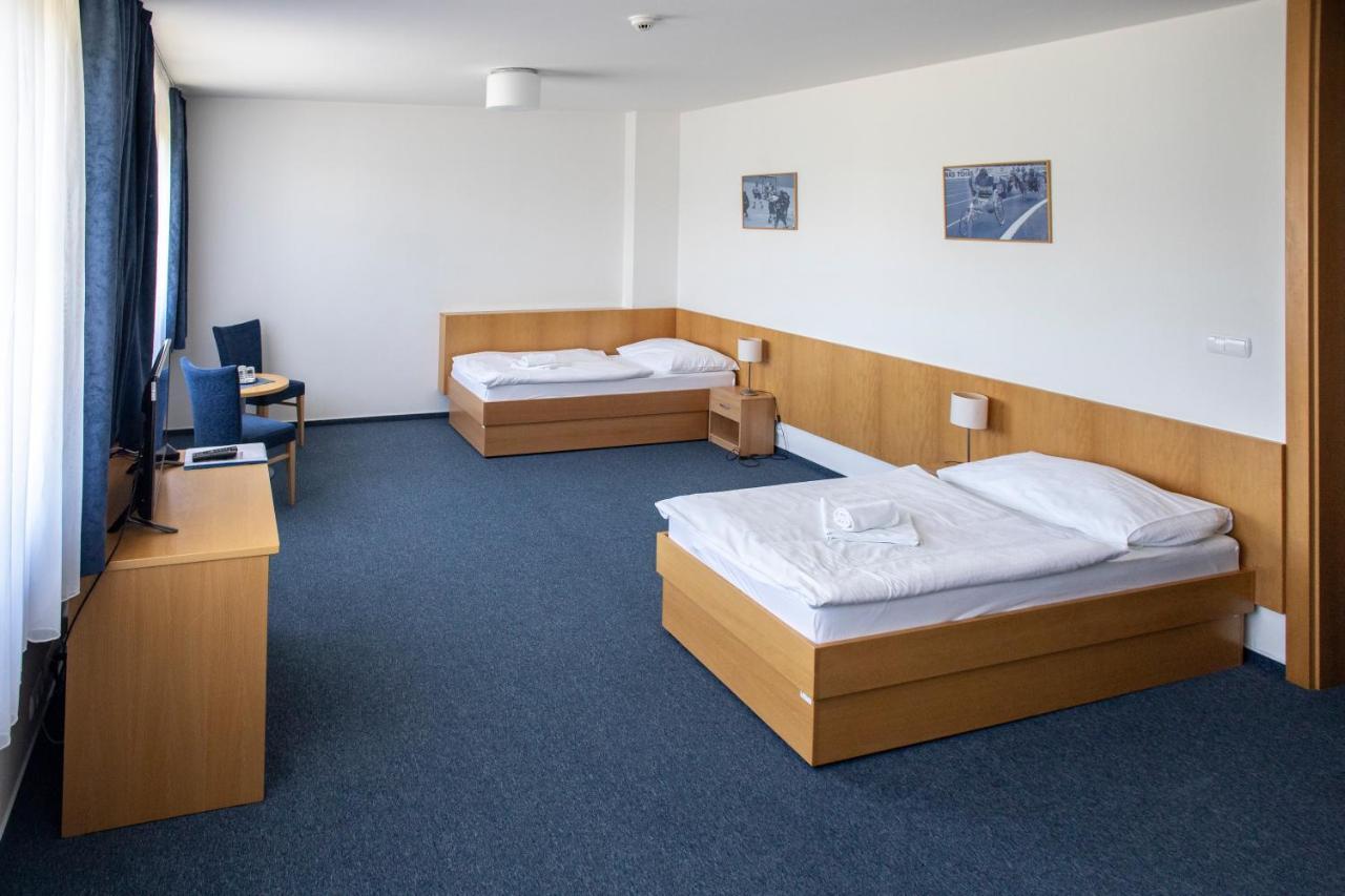 Hotel Puls Ostrava Eksteriør bilde